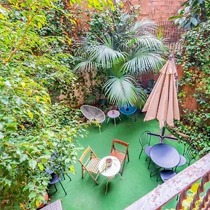 Casa Barcelo Hostal
