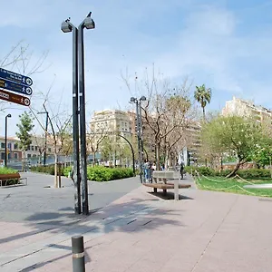 Casita Amarilla Hotel del amor